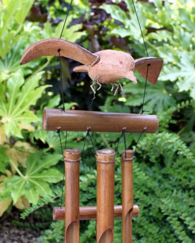 1x Coconut Blackbird Windchimes