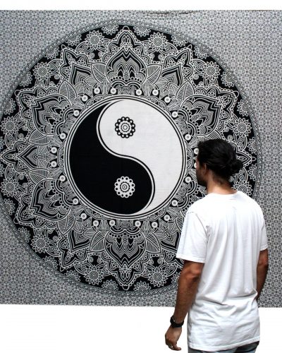 Double Cotton Bedspread + Wall Hanging - Ying yang